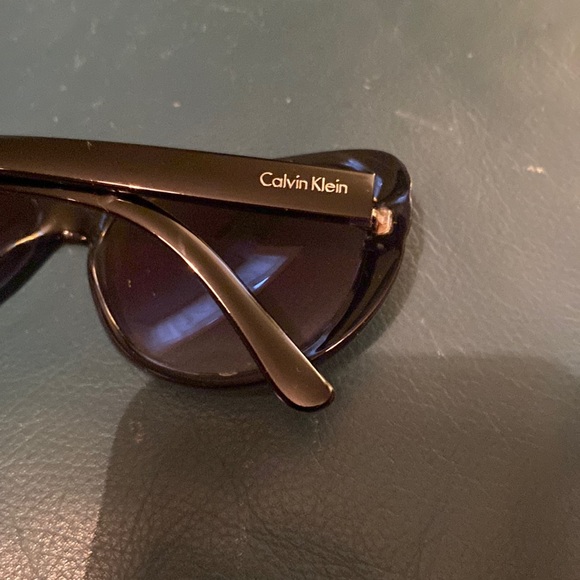Calvin Klein Sunglasses - Picture 3 of 6